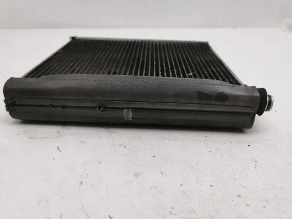 Toyota A/C Verwarmingskern AMD127175 - Gebruikt OE-Onderdeel image 3