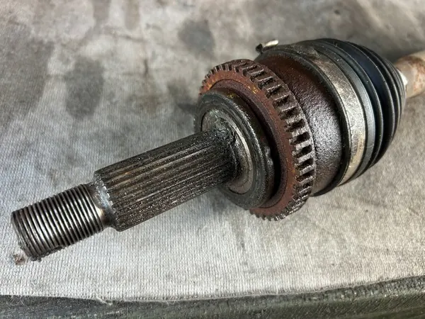 Kia Ceed II 1.6 GDI Höger Drivaxel image 3