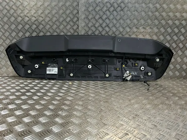 Spoiler de coffre Volvo OE 31488325 - Occasion image 10