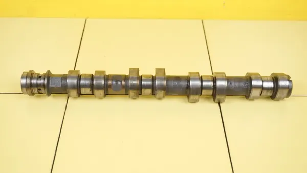 OEM 55562231 Árvore de cames para Opel Corsa E 1.4T image 2