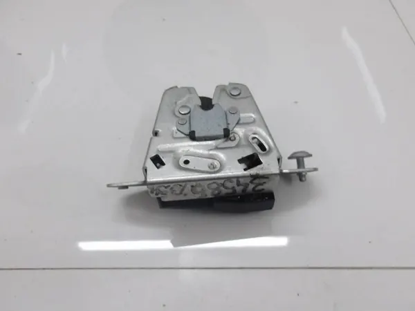 MERCEDES GLK C W204 GLA W156 TRUNK LOCK A2047400335 image 2