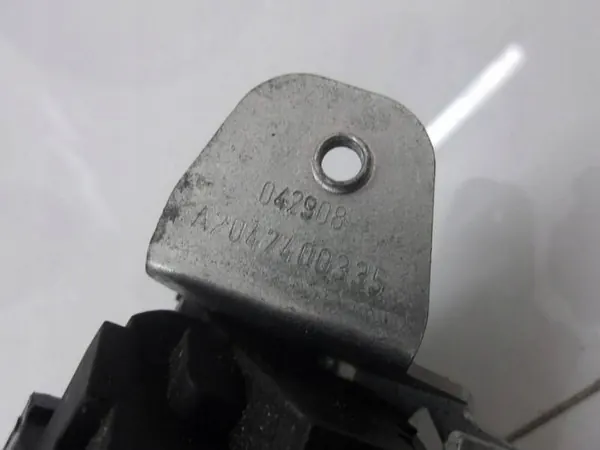 MERCEDES GLK C W204 GLA W156 TRUNK LOCK A2047400335 image 3