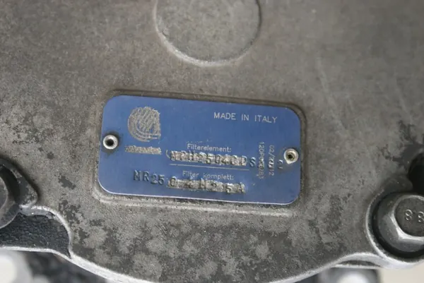 Filtre hydraulique MP Filtri MPH2504CDSAG2 image 2