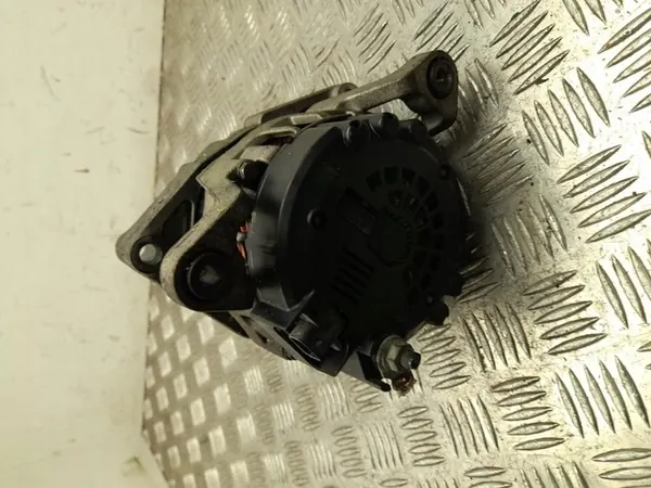 Vaihtovirtageneraattori OPEL MOKKA 1.4L 13577154 image 3