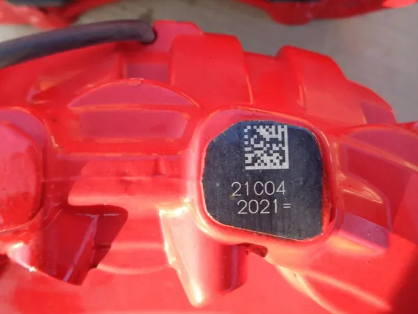 Conjunto de discos e pinças OEM 04550200 - Porsche Taycan image 7