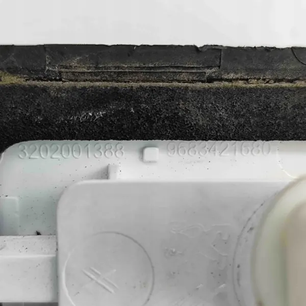 Nummerplaatverlichting OEM 9683421680 Opel - Gebruikt image 7