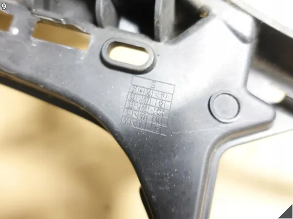 MERCEDES E-CLASS W212 SUPORTE DE PARA-CHOQUE DIANTEIRO image 10