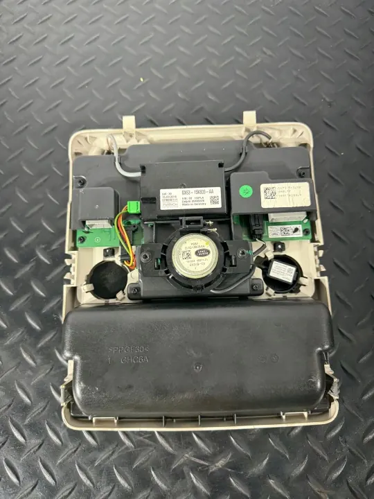 Luz Techo Jaguar XF II X260 OEM GX63-15K609-AA image 4
