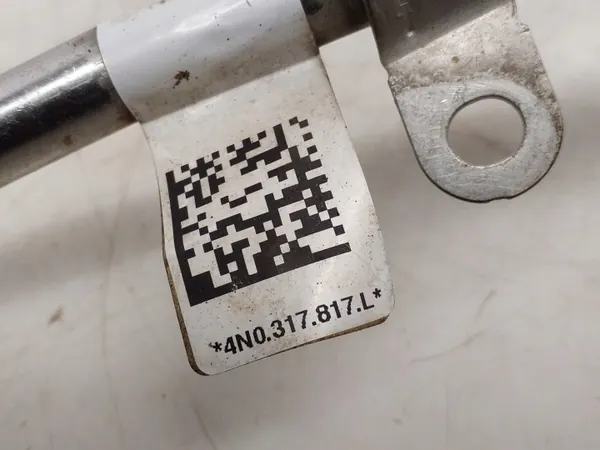 Porsche Cayenne oliekoelerleiding OEM 4N0317817L image 3