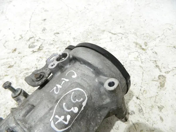 Compresseur de climatisation TOYOTA CHR 1.8 HYBRIDE image 3