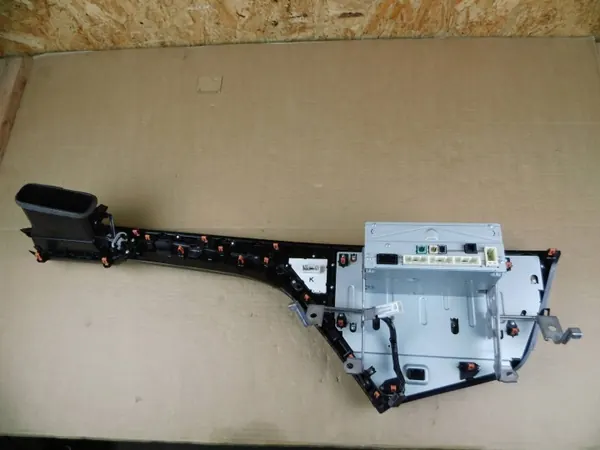 Toyota Camry 2018+ displayskärm OEM 86140-33D00 image 9
