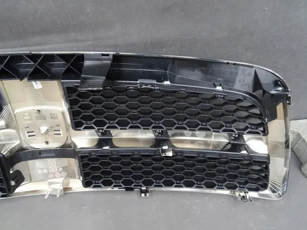 DODGE RAM 09-12 Front Grill Chrome image 10