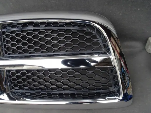 DODGE RAM 09-12 Front Grill Chrome image 6