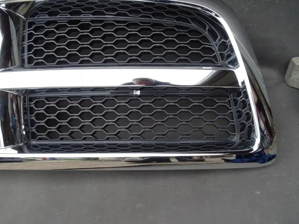 DODGE RAM 09-12 Front Grill Chrome image 7