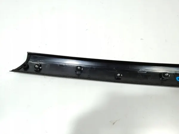Land Rover Discovery 3 L320 etuikkunan lista OEM mon7a image 4