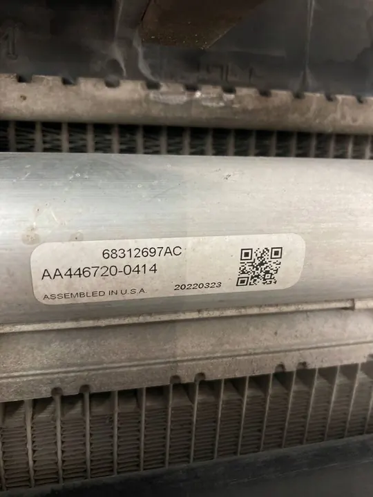 Ram 1500 TRX V 6.2 Ventilador de Radiador A/C 2021-24 OEM 68312697AC image 5