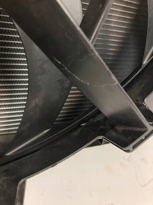 Ram 1500 TRX V 6.2 Ventilador de Radiador A/C 2021-24 OEM 68312697AC image 8