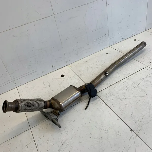 OEM 54125456412658412 Pakoputki Katalysaattori VW Passat B8 image 2