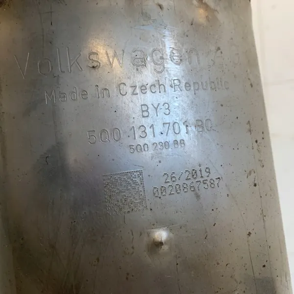 OEM 54125456412658412 Pakoputki Katalysaattori VW Passat B8 image 9