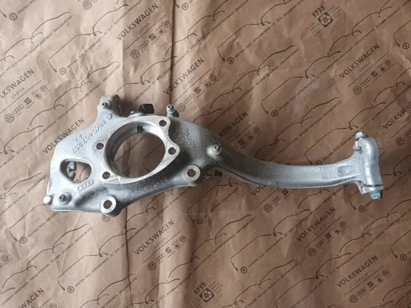 Audi A5 8T Framaxel Vänster Nav OEM 4g0407241d image 2
