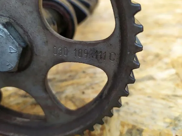 Nockenwelle Volkswagen Golf III 1.6 OEM image 2