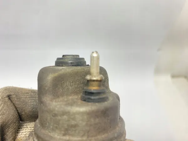 Oliedruksensor OEM 006 542 94 17 Mercedes W124 W201 image 10