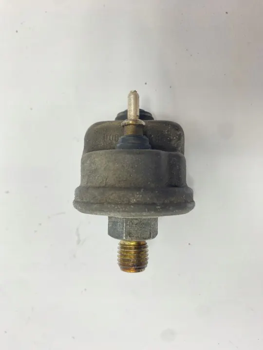 Oliedruksensor OEM 006 542 94 17 Mercedes W124 W201 image 5