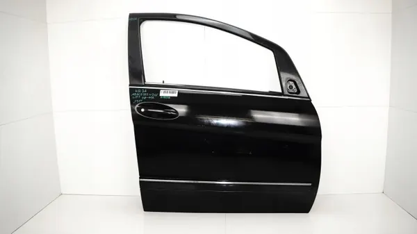 Voor rechterdeur OEM 360153765 Mercedes W245 image 2