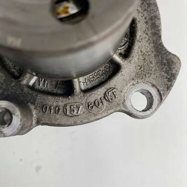 Vattenpump VW Skoda Audi Seat 2.0 TDI 2017 image 4