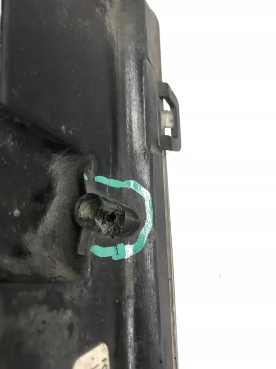 Tesla Model S Halógeno Esquerdo Frontal 6005915-00-E image 9