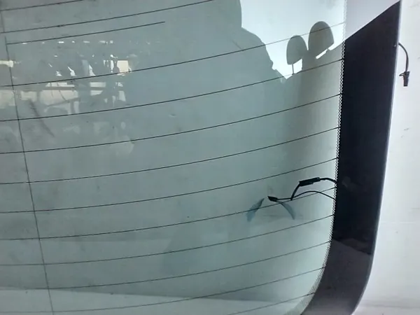 Jaguar XE X760 2015 achterruit OEM SZYBA TYL JAG image 10
