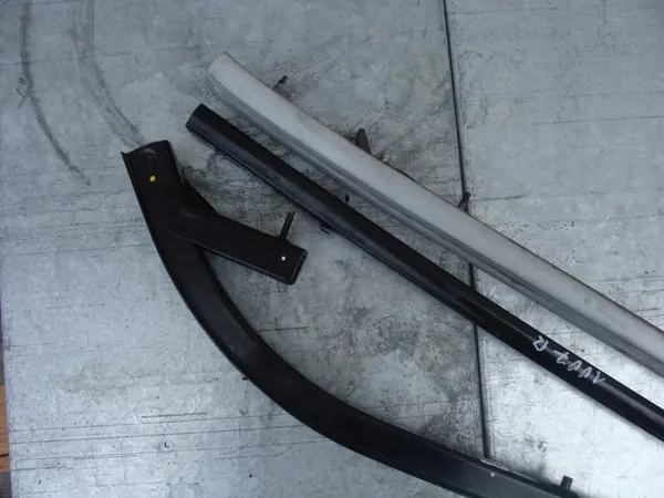 Dörrledare OEM 9033W6 Fram Höger för Peugeot 1007 image 4
