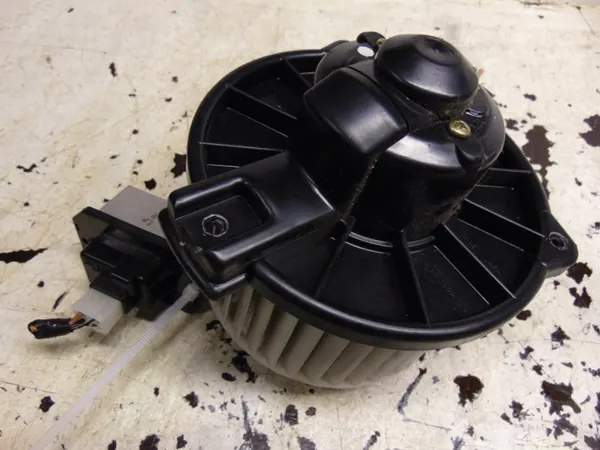 Puhallinvastus OEM 194000-0772 Mitsubishi Grandisille image 2