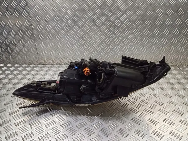 Right Front Lamp Mazda 5 2.0 P5117L W3T15671 image 5