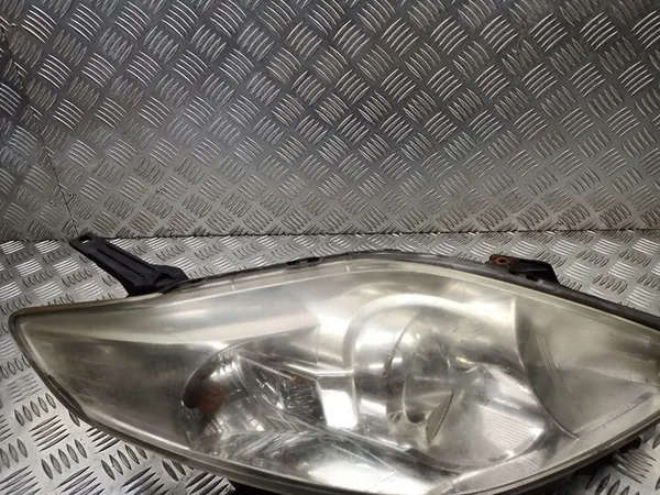 Right Front Lamp Mazda 5 2.0 P5117L W3T15671 image 6