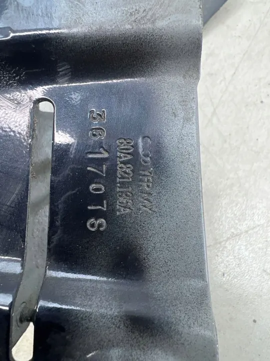 Framskärmstöd höger OEM 80A821136A Audi Q5 image 4