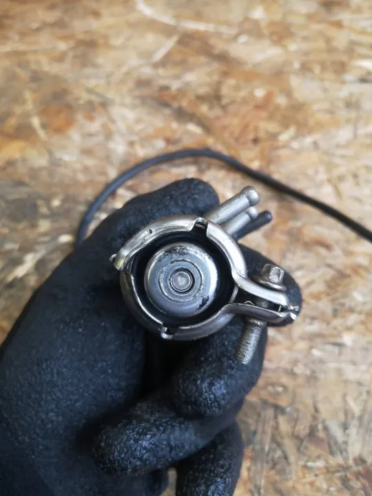 Inyector AdBlue Audi Q5 80a OEM 04L131113S 2.0 TDI image 5