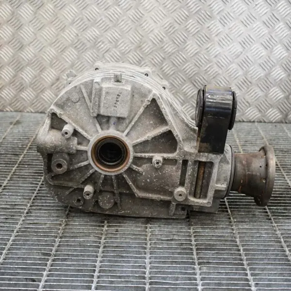 Bakre reduktor Maserati Ghibli M157 6490014190 image 2
