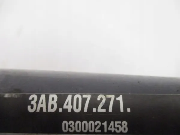 OEM 3AB407271 Fram vänster drivaxel - Begagnad image 7