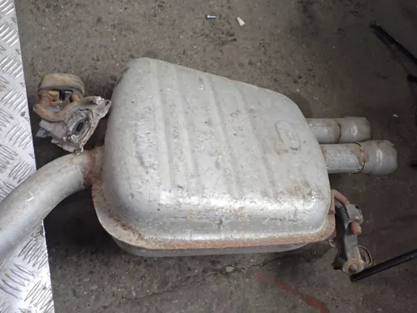 Auspuff-Schalldämpferrohr OEM 3C0253211C VW Passat B6 image 5
