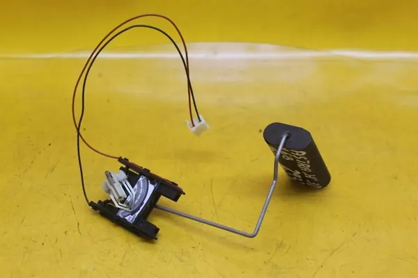 Oliepeilsensor OEM 15874105 voor Opel Astra H Zafira B image 2