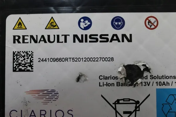 Batería Renault OE 244109660R - 10Ah Usada image 3