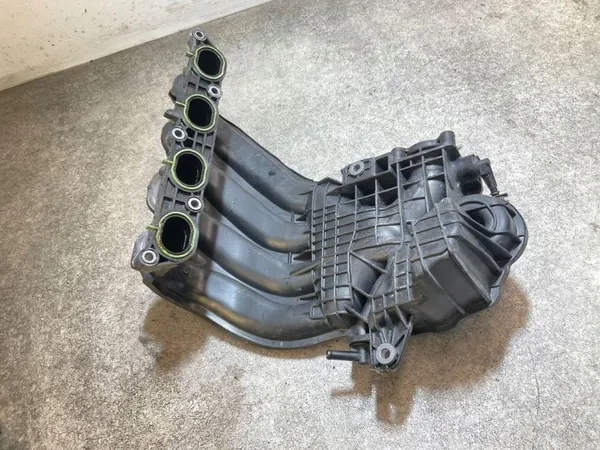 Colector de admisión OEM 140036159R para Dacia Duster 1.6L image 2