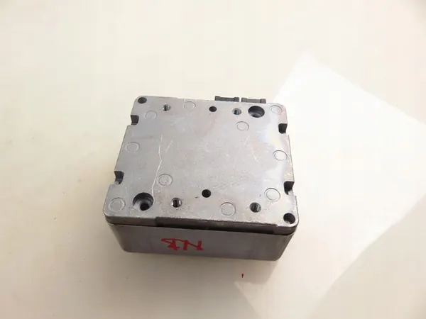 Contrôleur de direction assistée Suzuki Swift III image 3