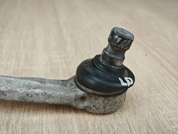 Braccio di controllo anteriore sinistro Audi A5 F5 2.0 TFSI OEM 8W0407505E image 4