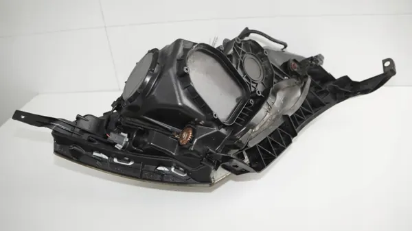 Honda CR-V III vasen etuvalon OEM käytetty image 7