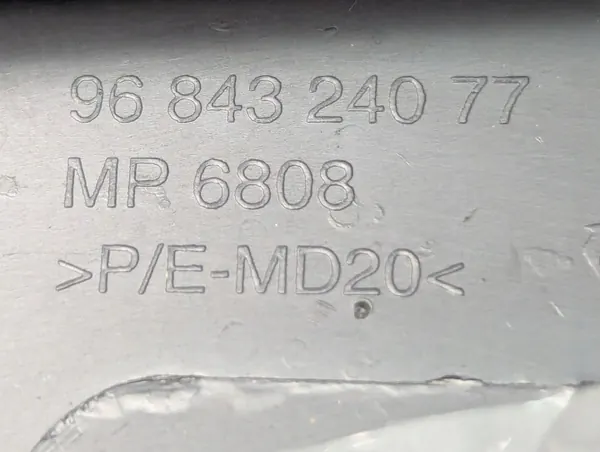 OEM 9684323277 Kofferbakdeur Pilaarbeschermer Peugeot 3008 image 4