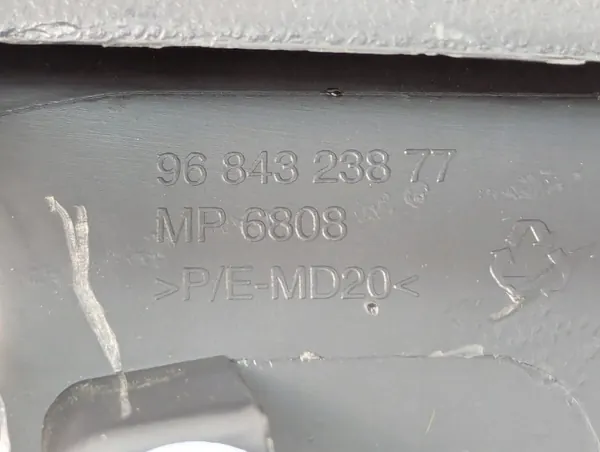 OEM 9684323277 Kofferbakdeur Pilaarbeschermer Peugeot 3008 image 5