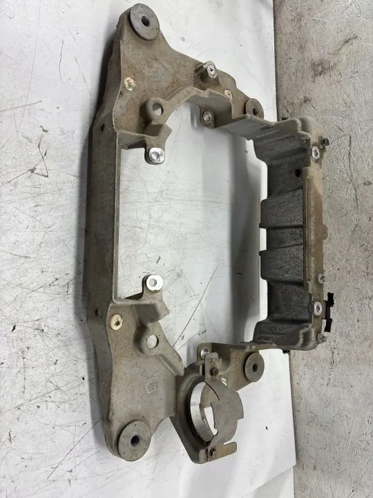 Suporte compressor ar condicionado BMW OE 8490349 - Usado image 2