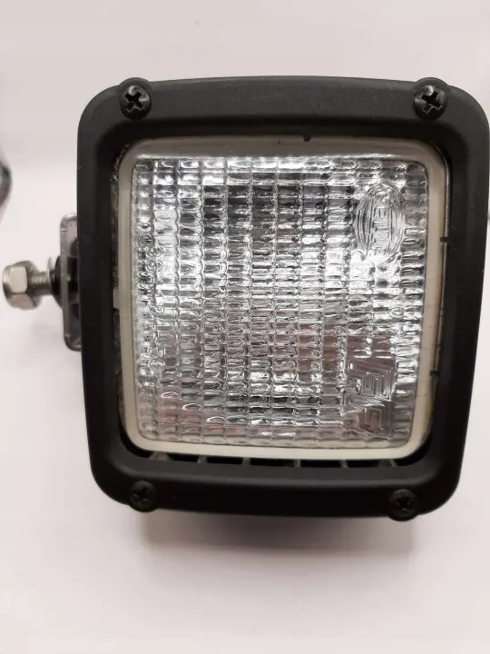 Luz auxiliar Hella OEM 1GA 995 606-031 - Usado image 2